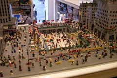 New York City Rockefeller Center 02E The Lego Store